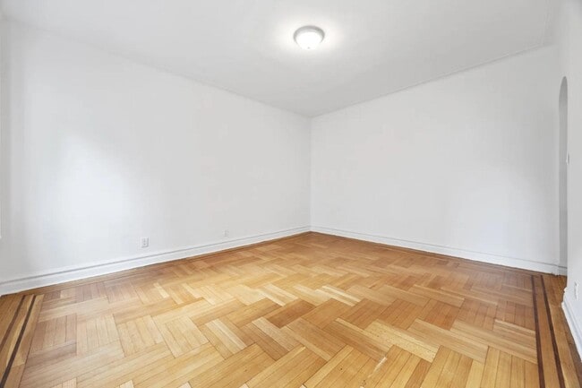 Photo - 12 Crown St Apartment