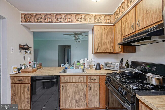 Foto del edificio - 193 Collin Ct