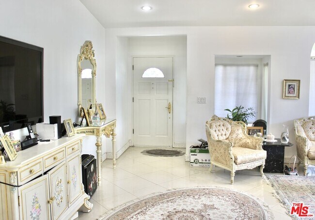 Foto del edificio - 1265 Bienveneda Ave