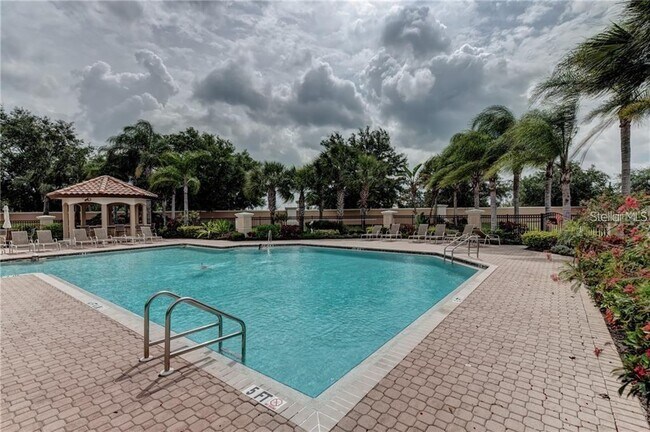 Building Photo - 8143 Miramar Way
