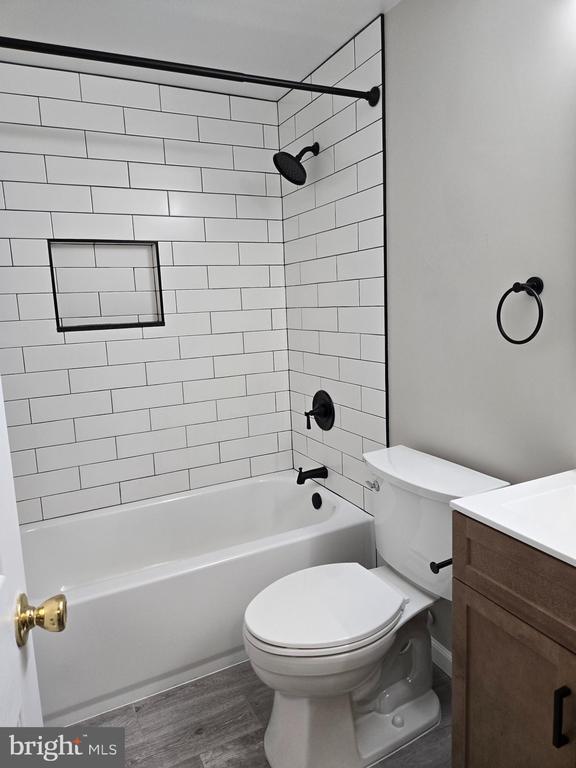 Foto del edificio - 20535 Strath Haven Dr