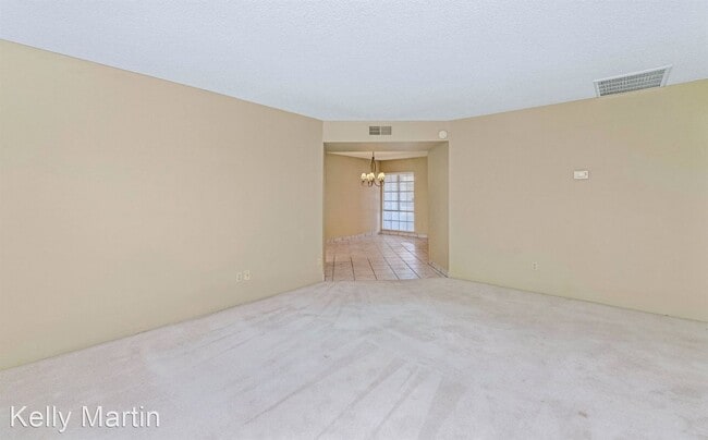 Building Photo - 2 br, 2 bath House - 5219 N 24th St #203