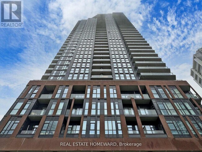 Building Photo - 159 Wellesley St E
