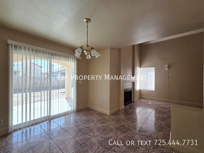 Foto del edificio - Welcome to this beautiful 4 bedroom, 3 bat...