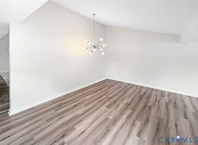 Building Photo - 7905 Tamarind Dr