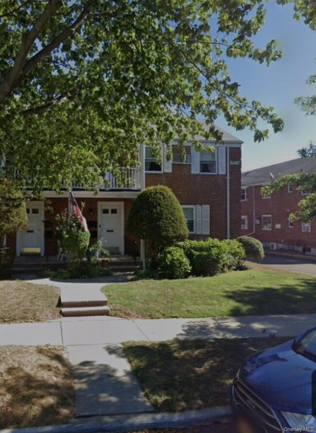 Foto del edificio - 75-07 260th St