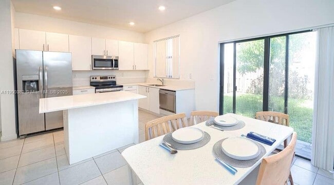 Building Photo - 13237 SW 286th Terrace