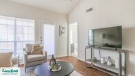 Foto principal - 11144 Fuqua St