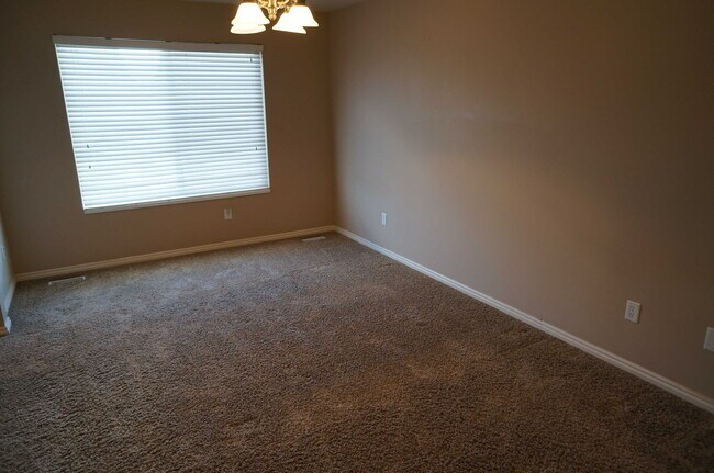 Foto del edificio - 944 Longleaf Dr