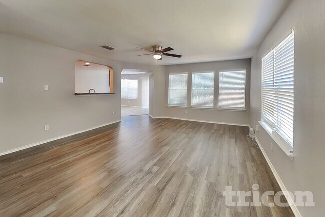 Foto del edificio - 9907 Carswell Peak
