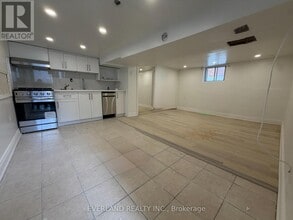 Building Photo - 247 Belgravia Ave