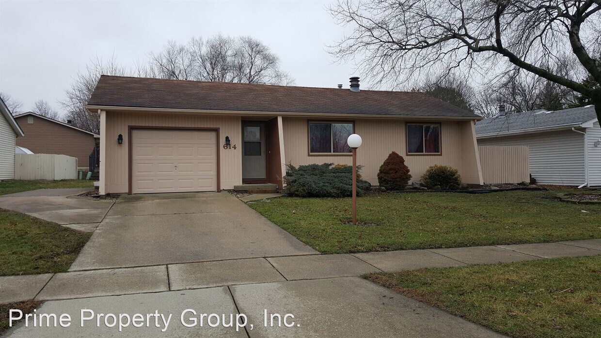 Primary Photo - 3 br, 1.5 bath House - 614 Pomona