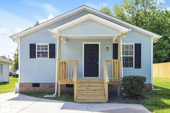 Primary Photo - 402 JUNIOR ST, HIGH POINT, NC 27260