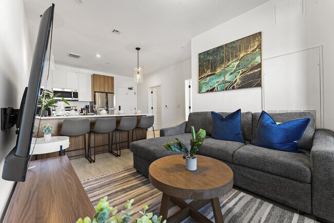 Foto del edificio - 600 Broadway-ID1240271P