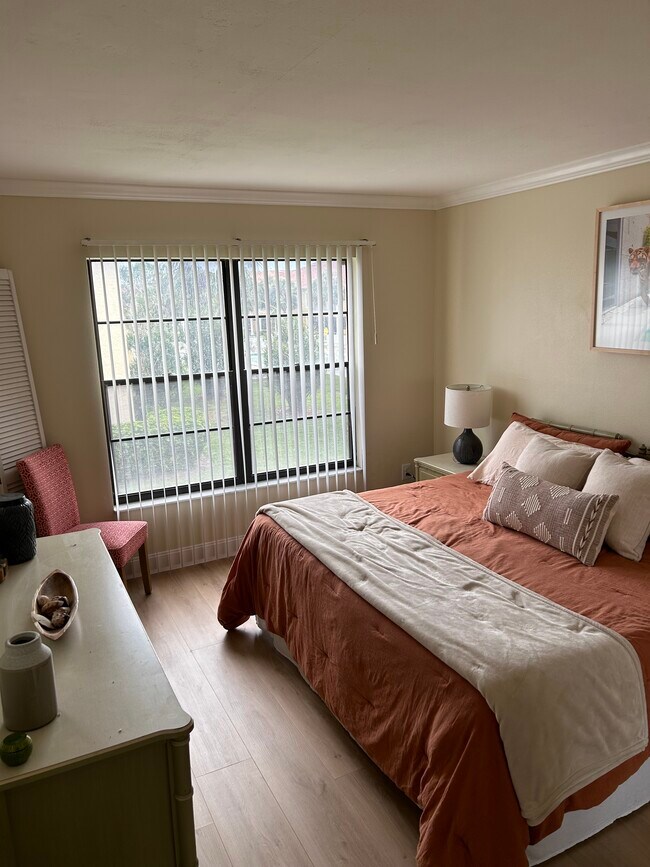 Foto del edificio - 12471 McGregor Blvd