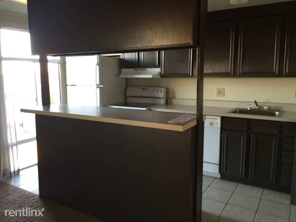 Foto del edificio - 1055 Logan St