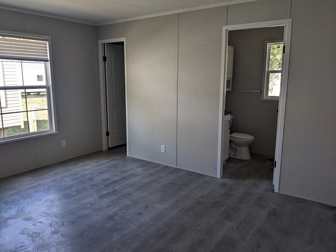 300 Forrest Ave, Springfield, IL 62702 House Rental in Springfield