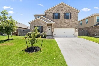 Building Photo - 14029 Heartland Dr