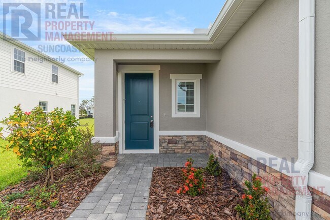 Building Photo - 4535 Arden Wy