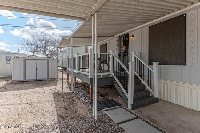 Building Photo - 16005 N 32nd St