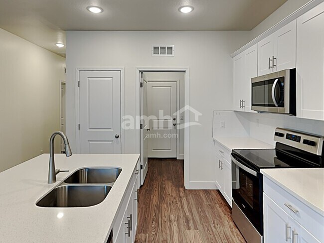 Foto del edificio - 21481 S 231st St