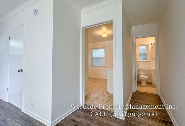 Building Photo - 3614 Veteran Ave