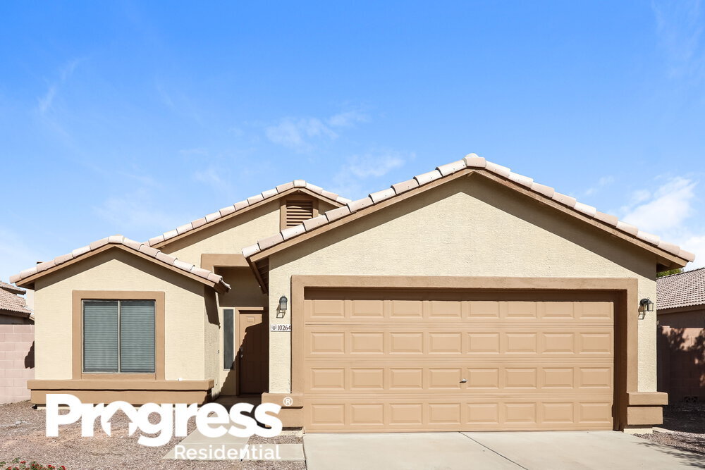 Foto principal - 10264 E Crescent Ave