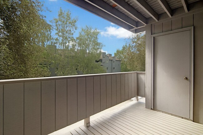 Foto del edificio - Russian Jack