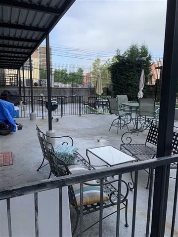 Building Photo - 204 Grand St