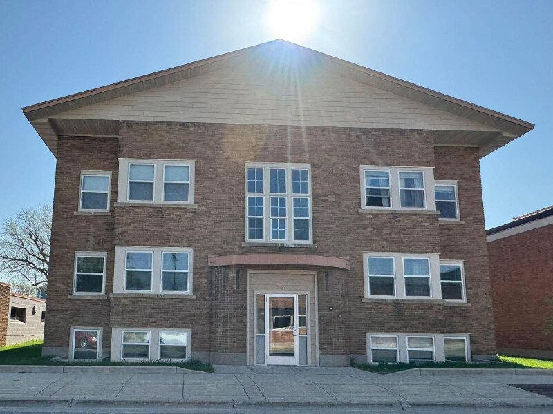 Foto principal - 220 4th St NE