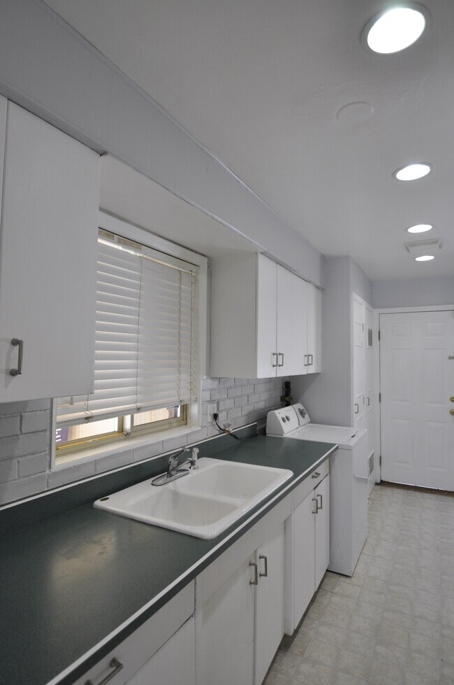 Foto del edificio - 2545 S Patton Ct