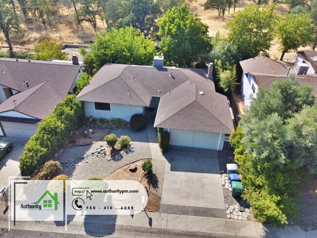 Foto del edificio - 1708 Regent Ave