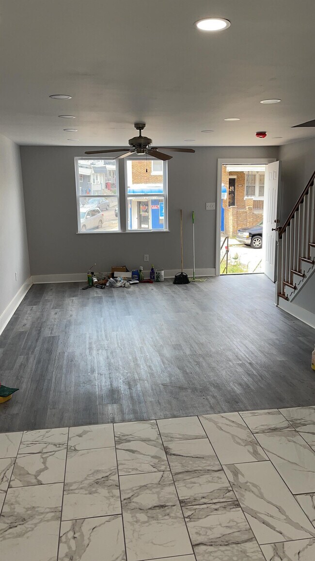 Photo - 2036 Church Ln House