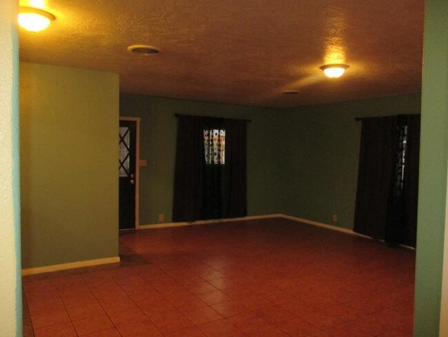 Foto del edificio - 25554 6th St