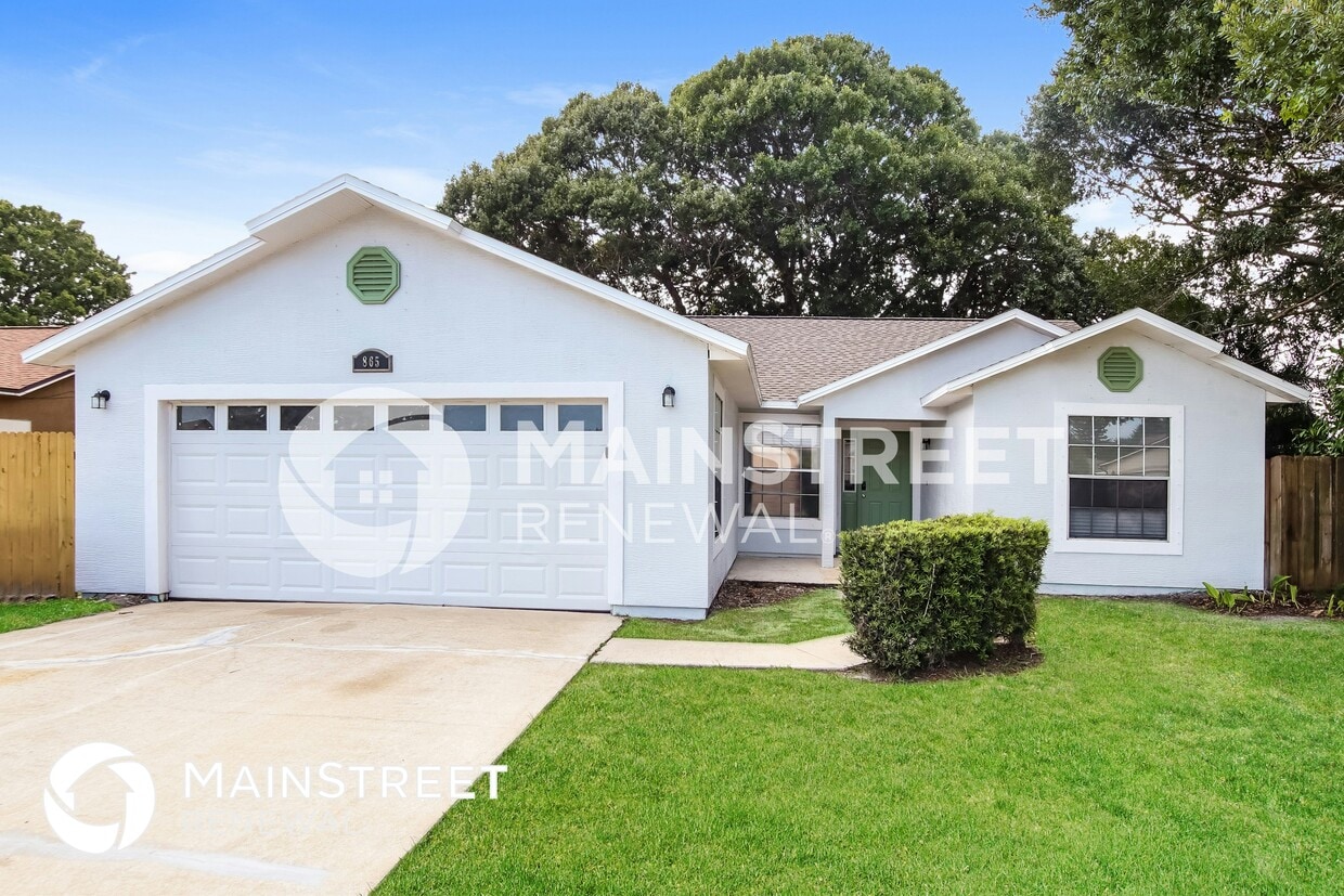 Foto principal - 865 Pine Wood Ave