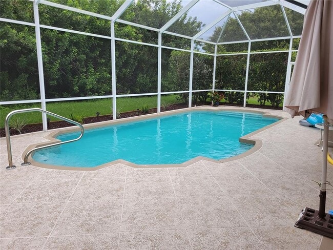 Foto del edificio - 6826 Winslow St