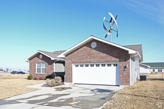 Building Photo - Lexington Farms