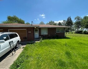 Building Photo - 4506 Boll Ln