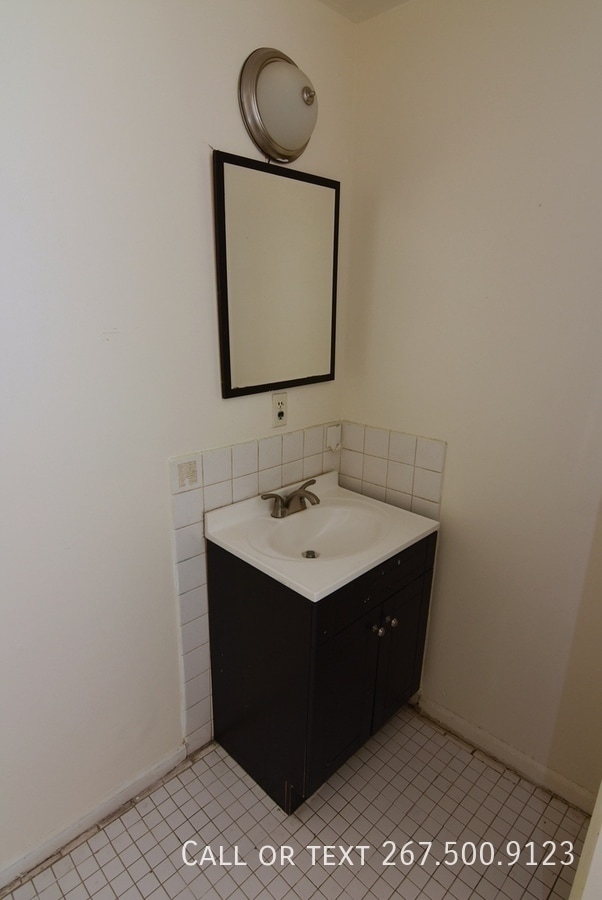 Building Photo - 303 South St