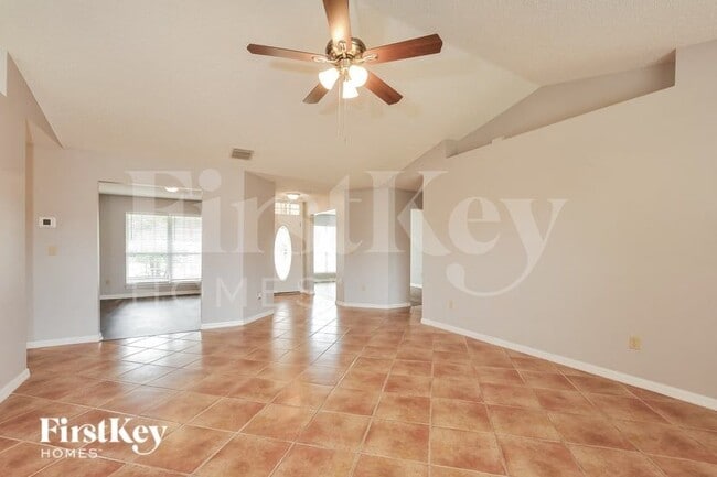 Building Photo - 20 Bickwick Ln