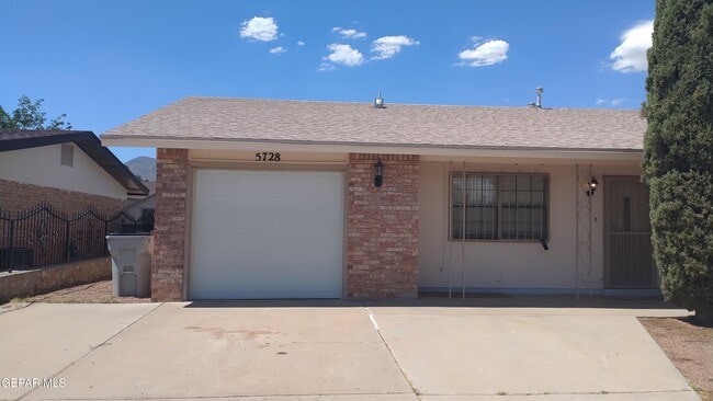 Building Photo - 5728 Dalhart Dr