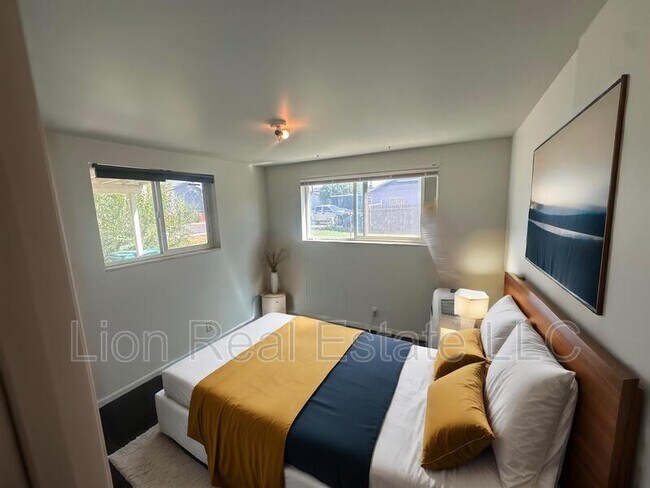 Foto del edificio - 3381 Tess Ave