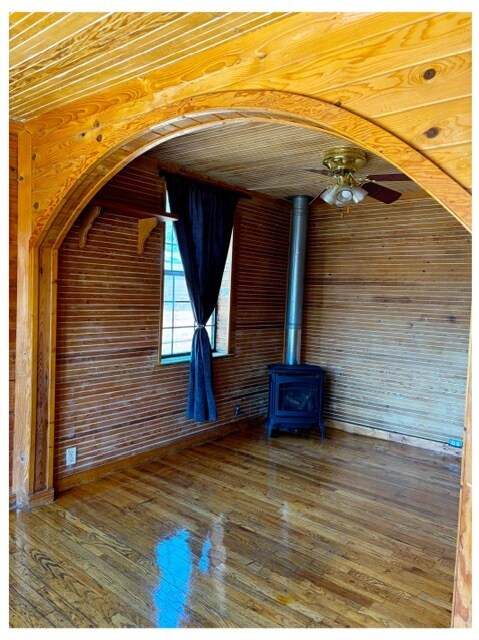 Espacio vital - 416 S Leroux St