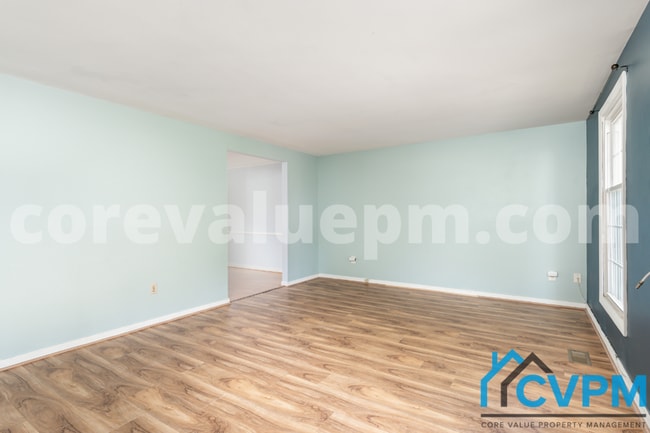 Building Photo - 723 Snowdon Ln