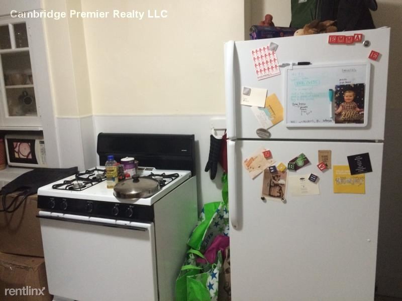 Building Photo - 1 br, 1 bath Apartment - 28 Cherry St