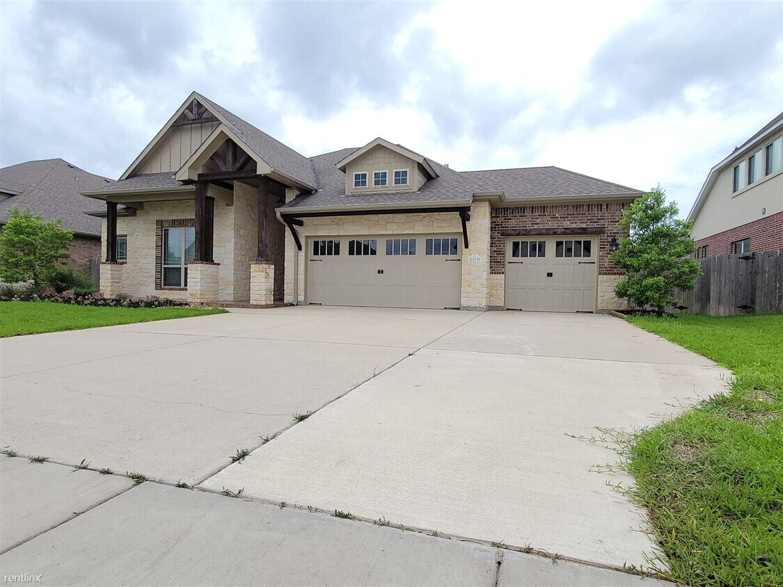 4 br, 3 bath House 4408 Toddington Ln House for Rent in College