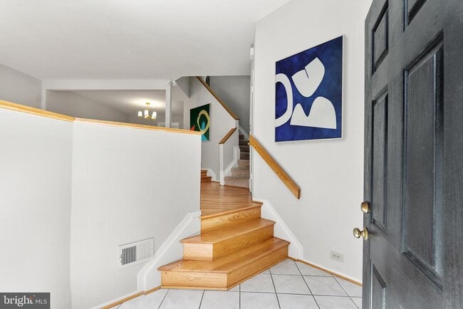 Building Photo - 10849 Whiterim Dr