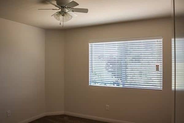 Building Photo - 1918 Kelly Ave