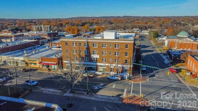 Foto del edificio - 197 N 2nd St