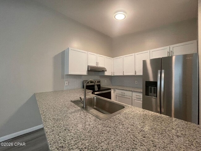 Building Photo - 8201 Sunset Ave